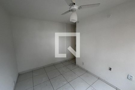 Quarto 2 de apartamento para alugar com 2 quartos, 48m² em Praia da Bandeira, Rio de Janeiro