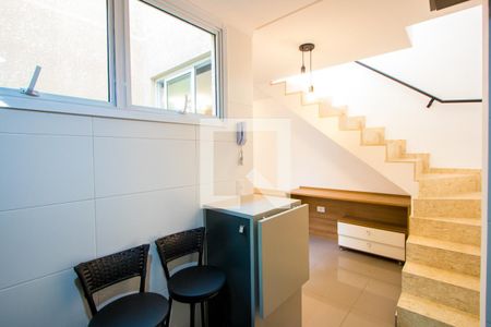 Cozinha de casa de condomínio à venda com 1 quarto, 72m² em Campestre, Santo André