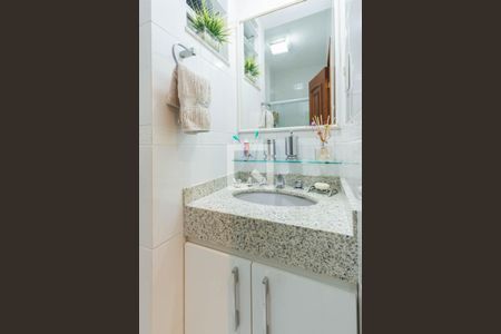 Banheiro de apartamento à venda com 2 quartos, 79m² em Lins de Vasconcelos, Rio de Janeiro