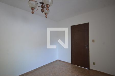 Sala de casa para alugar com 2 quartos, 75m² em Campo Grande, Rio de Janeiro