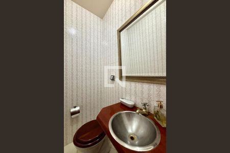 Lavabo de apartamento à venda com 4 quartos, 150m² em Copacabana, Rio de Janeiro