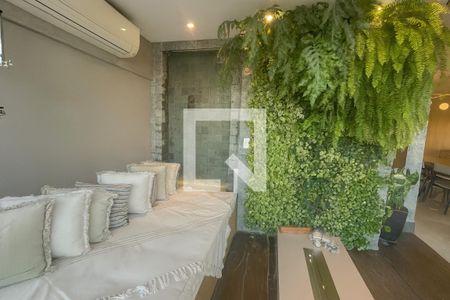 Sala de apartamento à venda com 3 quartos, 157m² em Perdizes, São Paulo