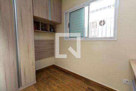 Casa 1: Quarto 2 de casa à venda com 3 quartos, 525m² em Vila Carrão, São Paulo