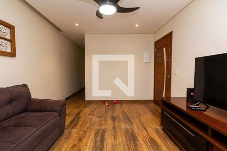 Casa 1: Sala de casa à venda com 3 quartos, 525m² em Vila Carrão, São Paulo