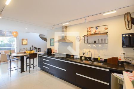 Cozinha de casa de condomínio para alugar com 5 quartos, 350m² em , Ribeirão Preto