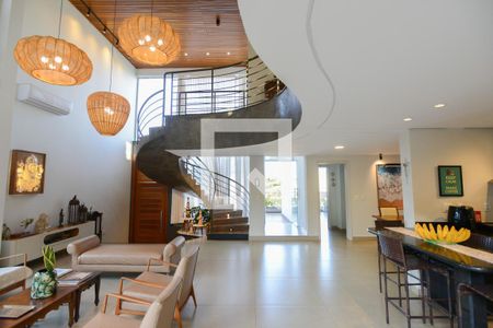 Sala de casa de condomínio para alugar com 5 quartos, 350m² em , Ribeirão Preto
