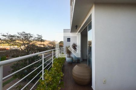 Vista da Suíte 3 de casa de condomínio para alugar com 5 quartos, 350m² em , Ribeirão Preto