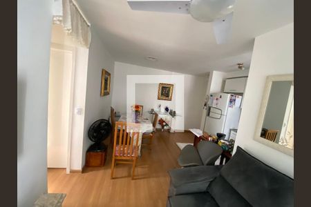 Sala de apartamento à venda com 2 quartos, 47m² em Pechincha, Rio de Janeiro