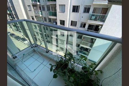 Varanda - Sala de apartamento à venda com 2 quartos, 47m² em Pechincha, Rio de Janeiro