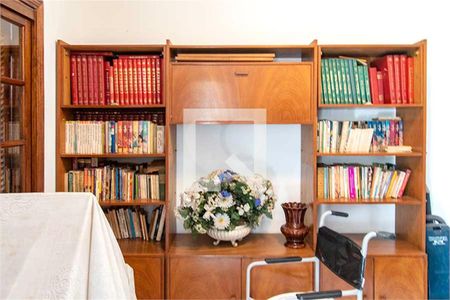 Casa à venda com 3 quartos, 208m² em Planalto Paulista, São Paulo