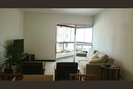 Apartamento à venda com 4 quartos, 132m² em Vila Ipojuca, São Paulo