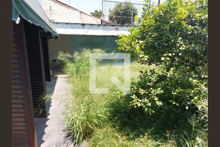 Casa à venda com 3 quartos, 234m² em Jardim das Vertentes, São Paulo