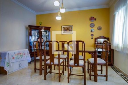 Apartamento para alugar com 4 quartos, 210m² em Jardim Prudência, São Paulo