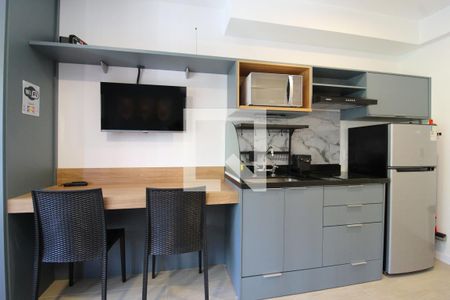 Cozinha de kitnet/studio para alugar com 1 quarto, 20m² em Indianópolis, São Paulo