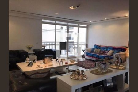 Apartamento à venda com 3 quartos, 247m² em Santa Cecilia, São Paulo