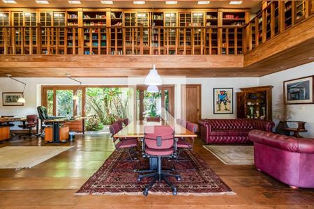 Casa à venda com 3 quartos, 1100m² em Morumbi, São Paulo