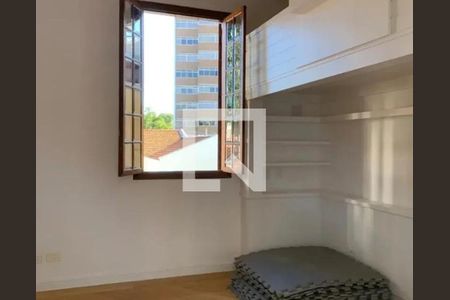Casa à venda com 3 quartos, 300m² em Jardins, São Paulo