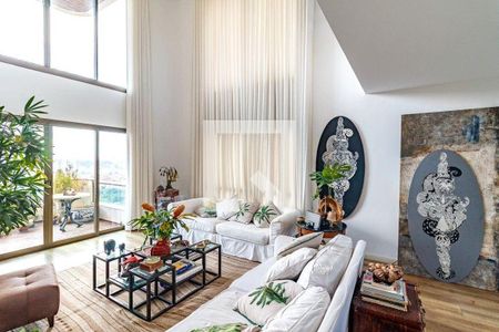 Apartamento à venda com 4 quartos, 310m² em Vila Suzana, São Paulo