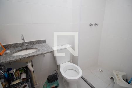 Banheiro de apartamento à venda com 2 quartos, 36m² em Vila Albertina, São Paulo