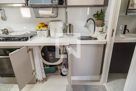 Sala/Cozinha de apartamento à venda com 2 quartos, 37m² em Chácara Inglesa, São Paulo