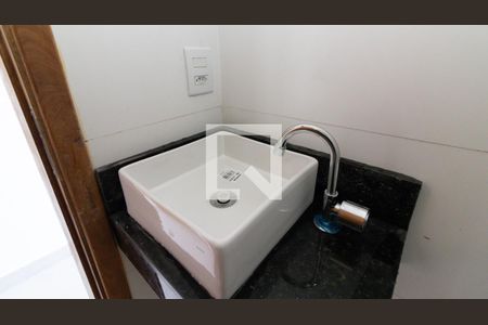 Banheiro de apartamento à venda com 2 quartos, 33m² em Jardim Aricanduva, São Paulo
