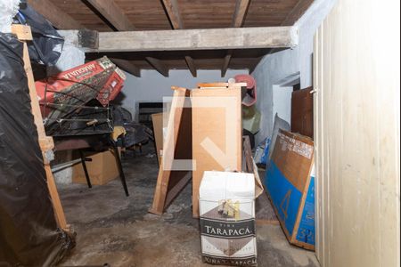 Porão de casa à venda com 2 quartos, 219m² em Perdizes, São Paulo