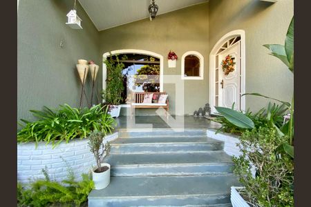 Entrada de casa à venda com 4 quartos, 500m² em Barro Branco (zona Norte), São Paulo