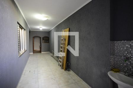 Corredor de casa para alugar com 6 quartos, 480m² em Ipiranga, São Paulo