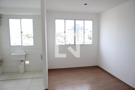 Sala de apartamento para alugar com 2 quartos, 48m² em Novo Riacho, Contagem