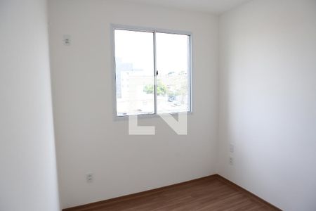 Quarto 2 de apartamento para alugar com 2 quartos, 48m² em Novo Riacho, Contagem