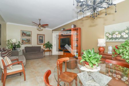 Sala de apartamento à venda com 3 quartos, 117m² em Petrópolis, Porto Alegre