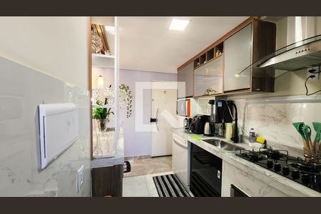 Cozinha de apartamento à venda com 2 quartos, 45m² em Jardim Novo Horizonte, Jundiaí