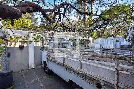 Garagem de casa para alugar com 5 quartos, 440m² em Jardim Londrina, São Paulo