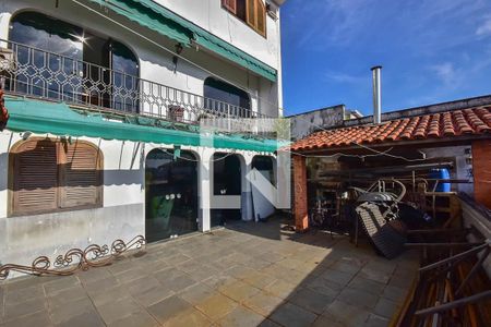 Churrasqueira de casa para alugar com 5 quartos, 440m² em Jardim Londrina, São Paulo