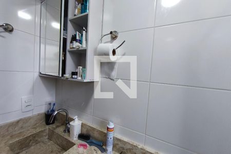 Banheiro Social de apartamento à venda com 2 quartos, 56m² em Fundacao da Casa Popular, Campinas