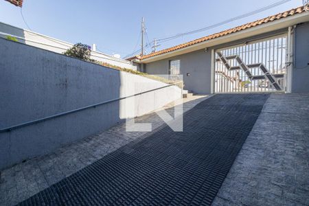 Garagem de casa à venda com 4 quartos, 465m² em Parque Boturussu, São Paulo