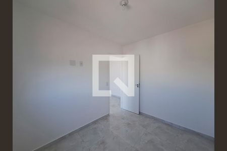 Quarto 2 de apartamento para alugar com 2 quartos, 42m² em Vila Guaca, São Paulo