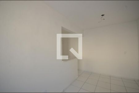 Sala de apartamento para alugar com 2 quartos, 42m² em Campo Grande, Rio de Janeiro