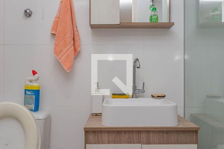 Banheiro de serviço de casa para alugar com 3 quartos, 200m² em Vila Gumercindo, São Paulo