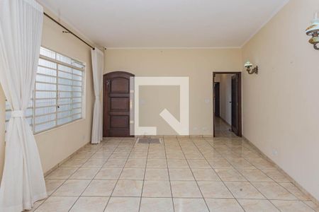 Sala de casa à venda com 3 quartos, 200m² em Vila Gumercindo, São Paulo