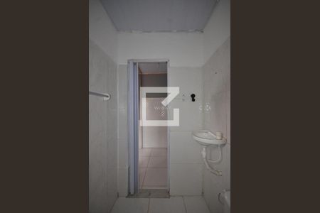 Banheiro de kitnet/studio para alugar com 1 quarto, 40m² em Campo Grande, Rio de Janeiro
