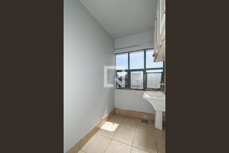 Cozinha de kitnet/studio para alugar com 0 quarto, 30m² em Floresta, Porto Alegre
