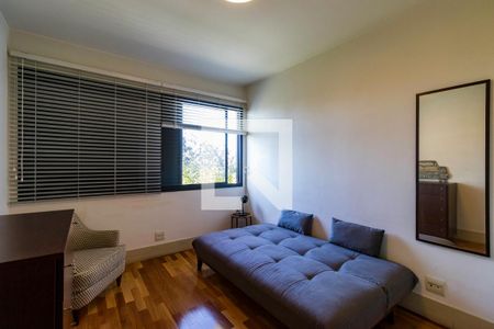 Quarto 3 de apartamento à venda com 4 quartos, 185m² em Vila Suzana, São Paulo