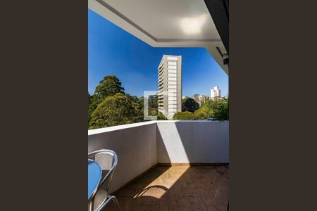 Sacada de apartamento à venda com 4 quartos, 185m² em Vila Suzana, São Paulo