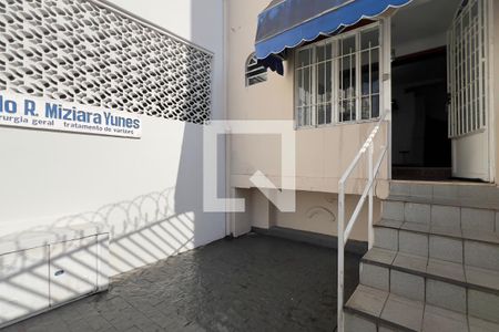 Garagem de casa à venda com 2 quartos, 160m² em Jardim São Paulo, Guarulhos