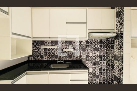 Cozinha de apartamento à venda com 2 quartos, 62m² em CECAP, Jundiaí