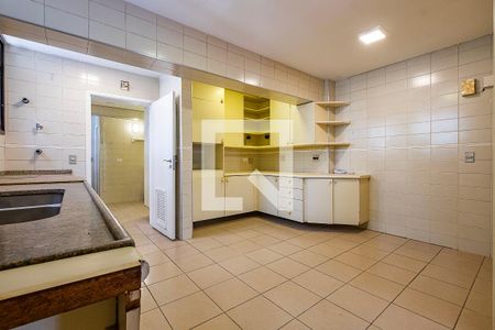 Cozinha de apartamento à venda com 3 quartos, 164m² em Jardim Paulistano, São Paulo