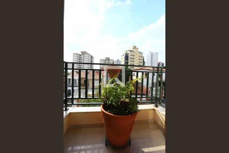 Varanda da Suíte 3 de casa para alugar com 3 quartos, 210m² em Jardim Colombo, São Paulo