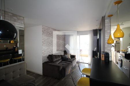 Sala de apartamento para alugar com 3 quartos, 74m² em Vila Ester (zona Norte), São Paulo