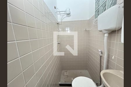 Banheiro Social de casa para alugar com 1 quarto, 45m² em Cascadura, Rio de Janeiro